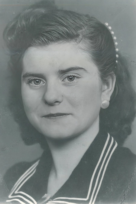 Germaine DEVOS